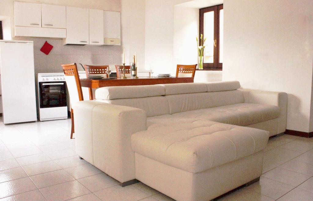 La Piazzetta Apartment Menaggio Bagian luar foto