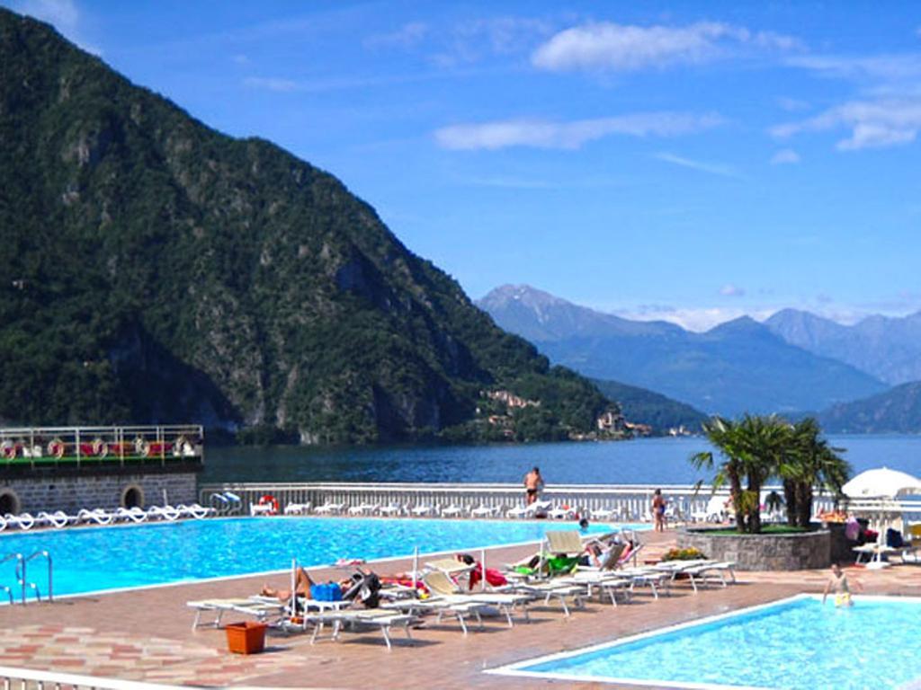 La Piazzetta Apartment Menaggio Bagian luar foto