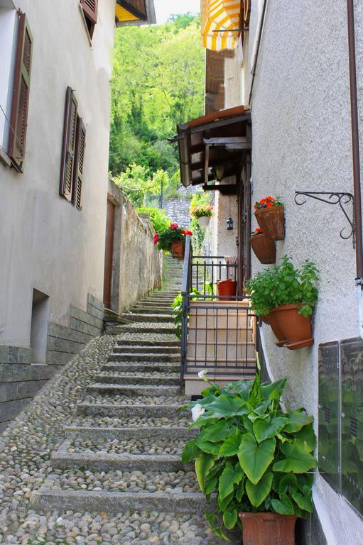 La Piazzetta Apartment Menaggio Bagian luar foto
