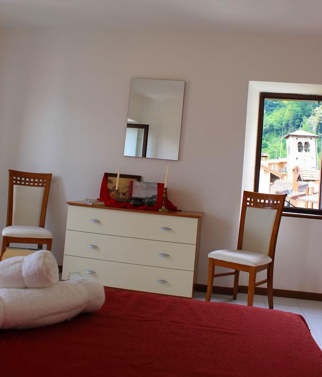 La Piazzetta Apartment Menaggio Bagian luar foto